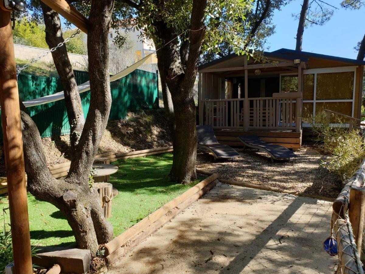 Le Domaine du Naizadou chalet lou grilh La Barriére Exterior foto